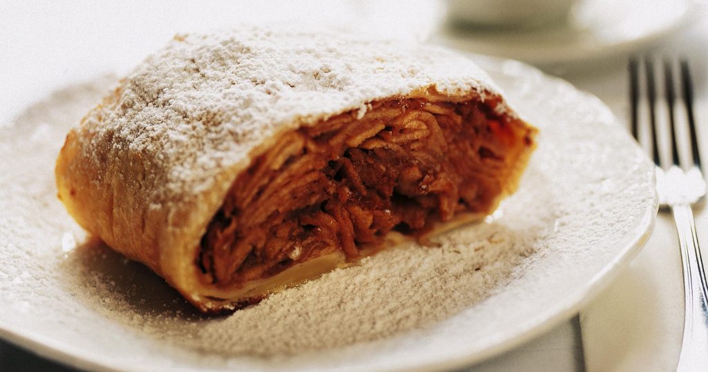 Apfelstrudel