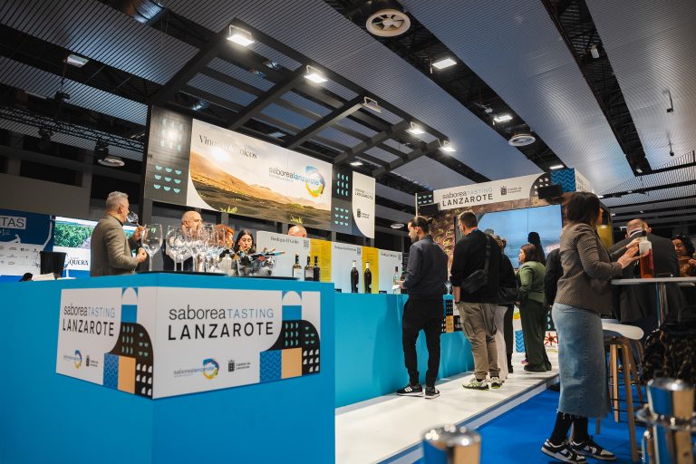 comerenlanzarote.com Túnel del vino de Lanzarote en Madrid Fusión