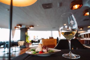 Platocanario.es Restaurante del Museo Internacional de Arte Contemporáneo del Castillo de San José