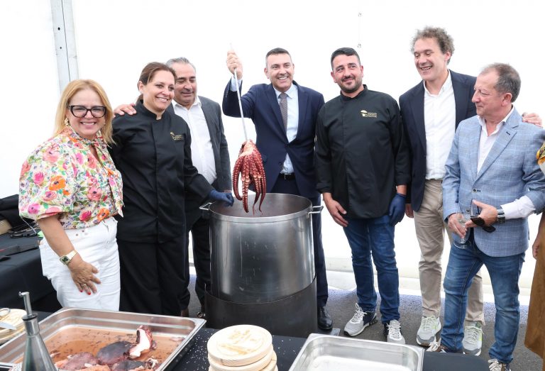 Comerenlanzarote.com Presentación en Lanzarote de la Festa do Pulpo