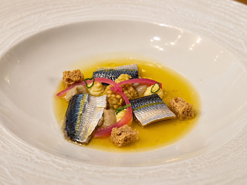 comerenlanzarote.com Sardina de La Tiñosa, tomate de Tinajo, berenjena ahumada
